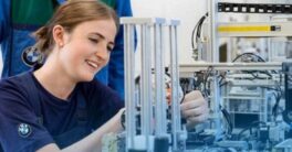 Prospek Kerja Teknik Elektronika untuk Wanita